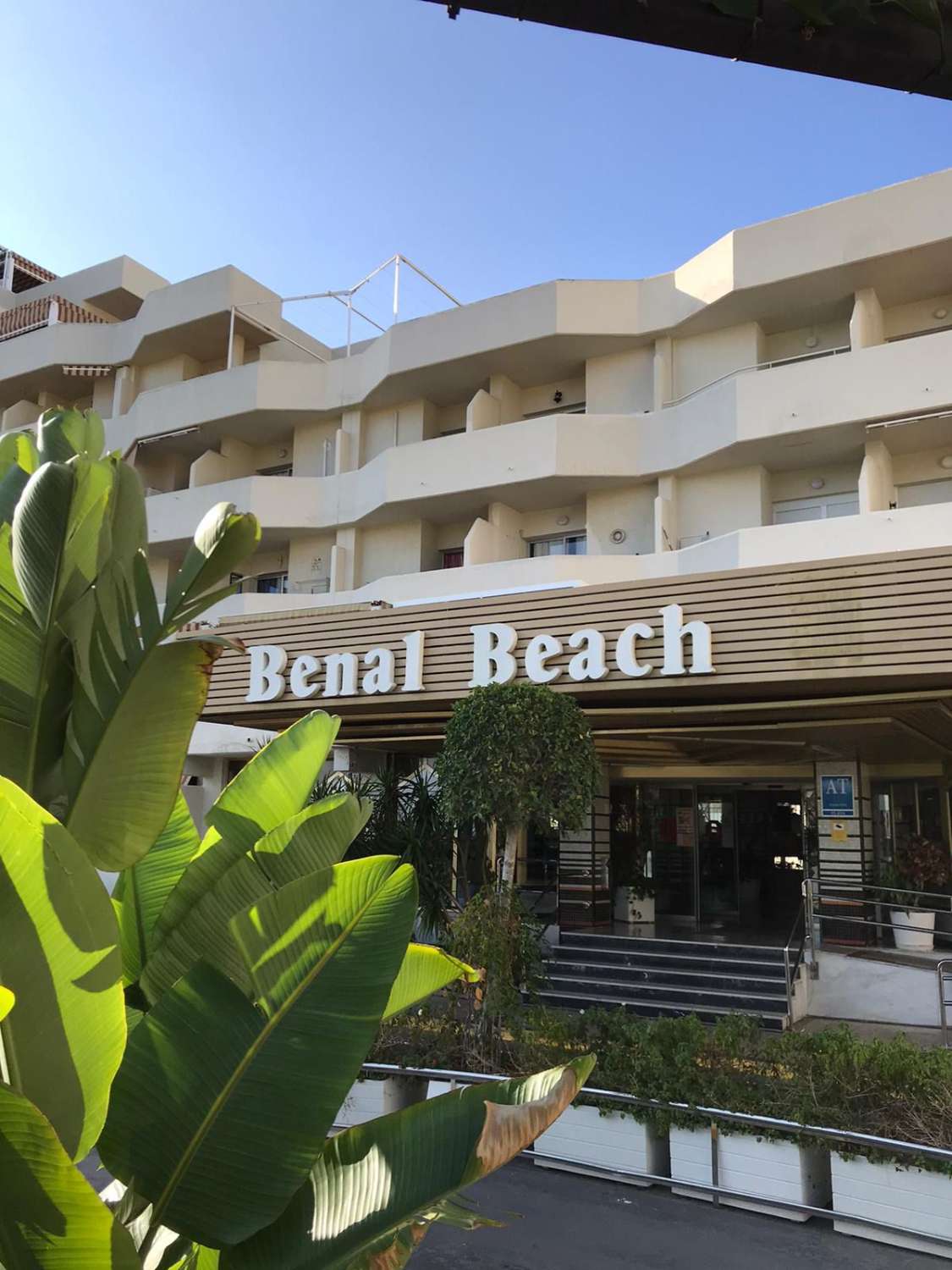 For rent from 1.11.24-31.3.25 Nice studio apartment on 1st line beach with sea views in Benalmadena