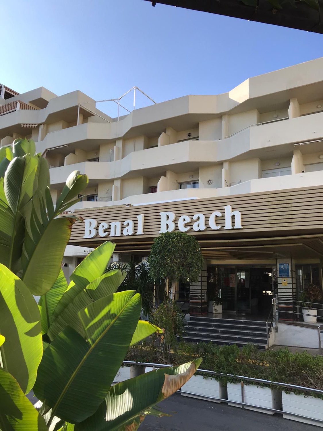 A louer du 01/11/2024-31/5/2025 Bel appartement avec vue sur la mer en 1ère ligne de plage à Benalmadena