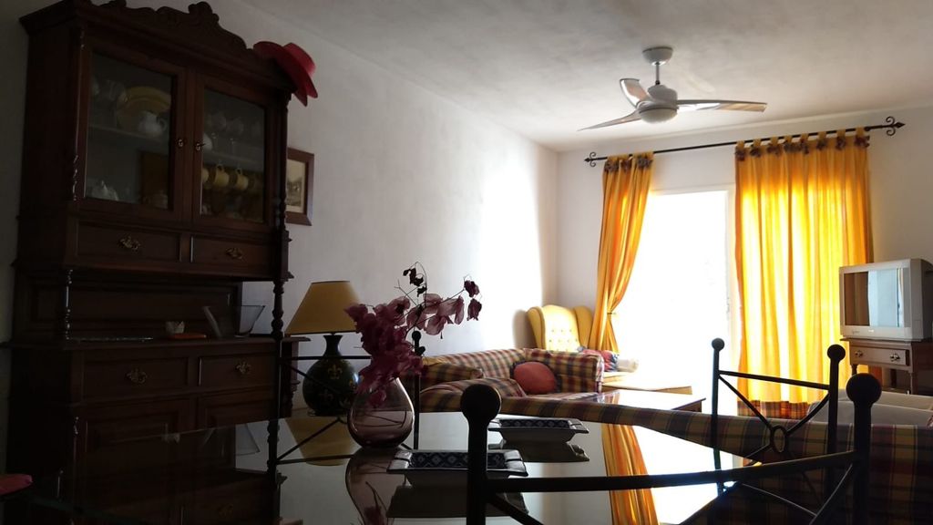 Schöne Wohnung in der 1. Strandlinie mit Meerblick in La Carihuela (Torremolinos) zu vermieten ZWISCHENSAISON vom 01.09.2024-31.05.2025.-