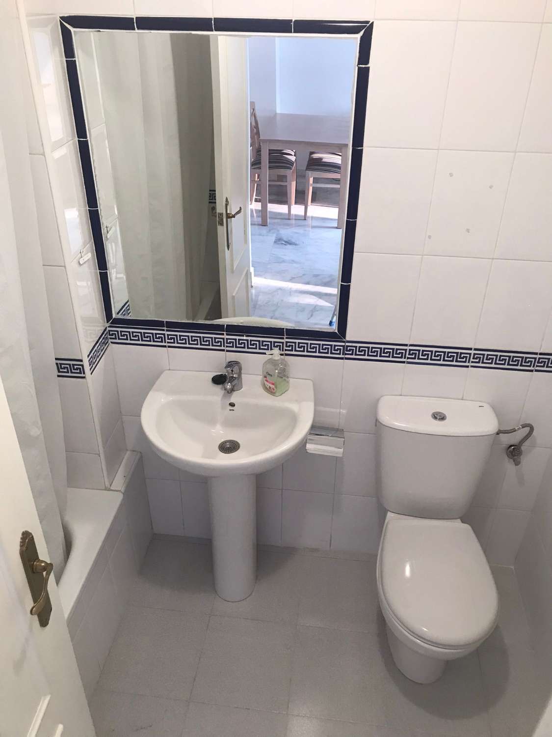 MEDIA TEMPORADA  Se alquila desde 20/9/2023 - 30/06/2024 bonito Atico dúplex  con vistas al mar en Nueva Torrequebrada, Benalmádena