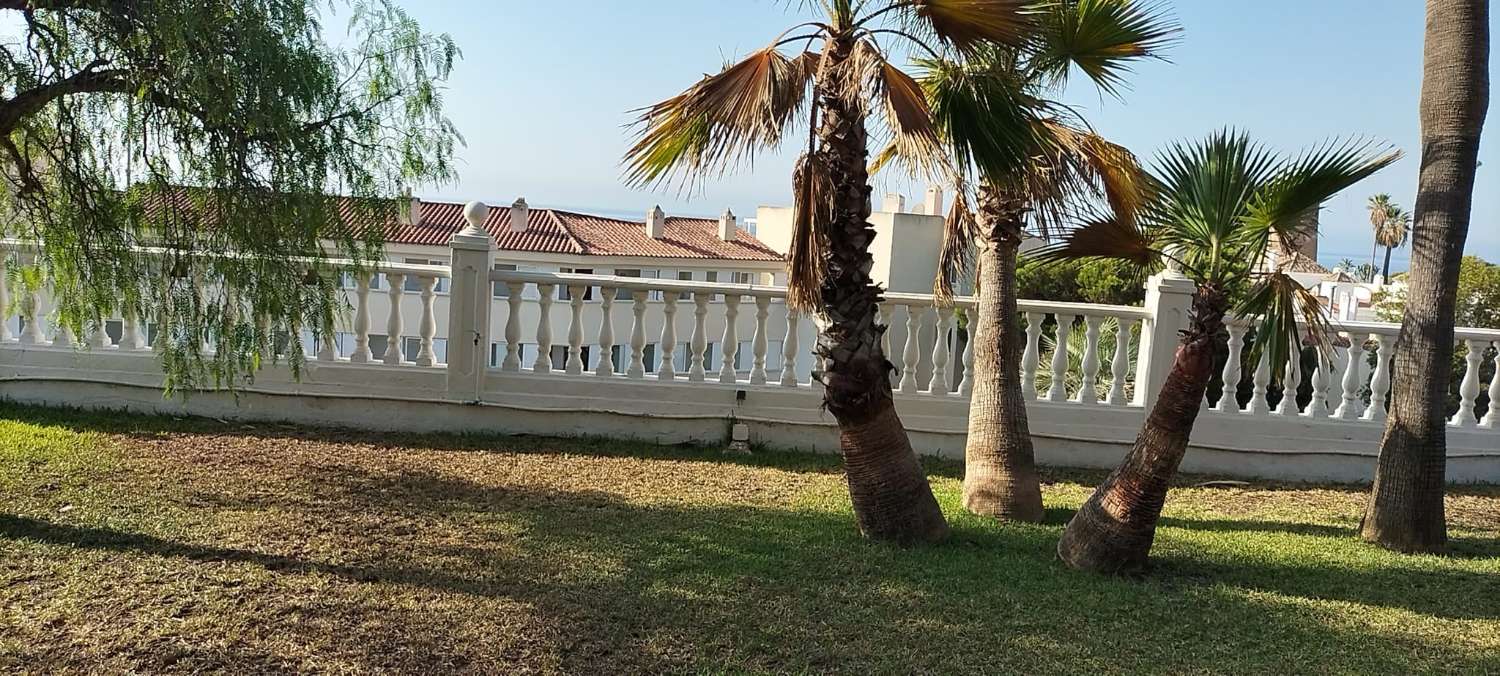 Prachtige vrijstaande villa met zeezicht te huur van 1.9.24- 15.6.25 IN TORREMUELLE (BENALMADENA)