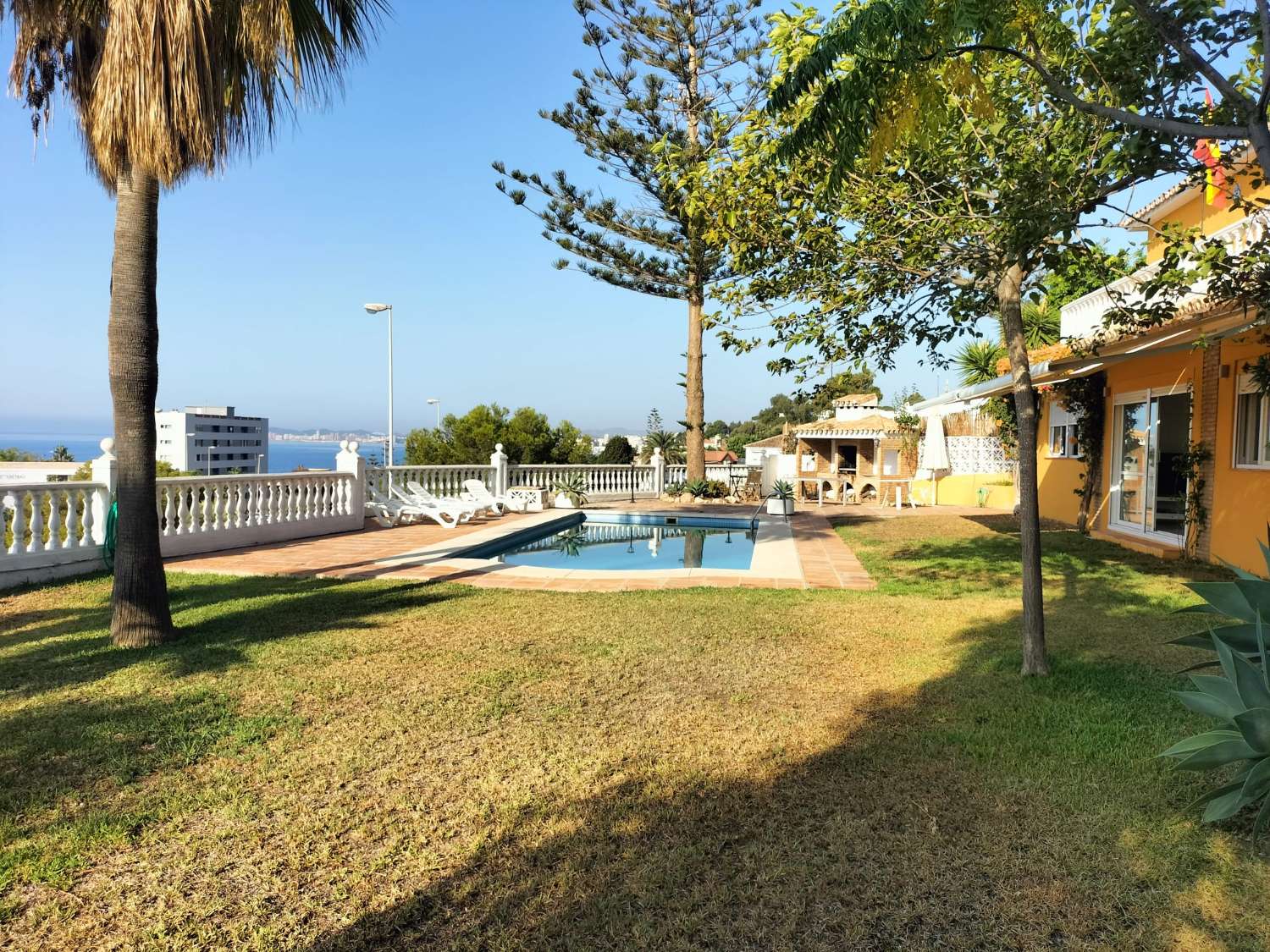 Beautiful detached villa with sea views for rent from 1.9.24- 15.6.25 IN TORREMUELLE (BENALMADENA)