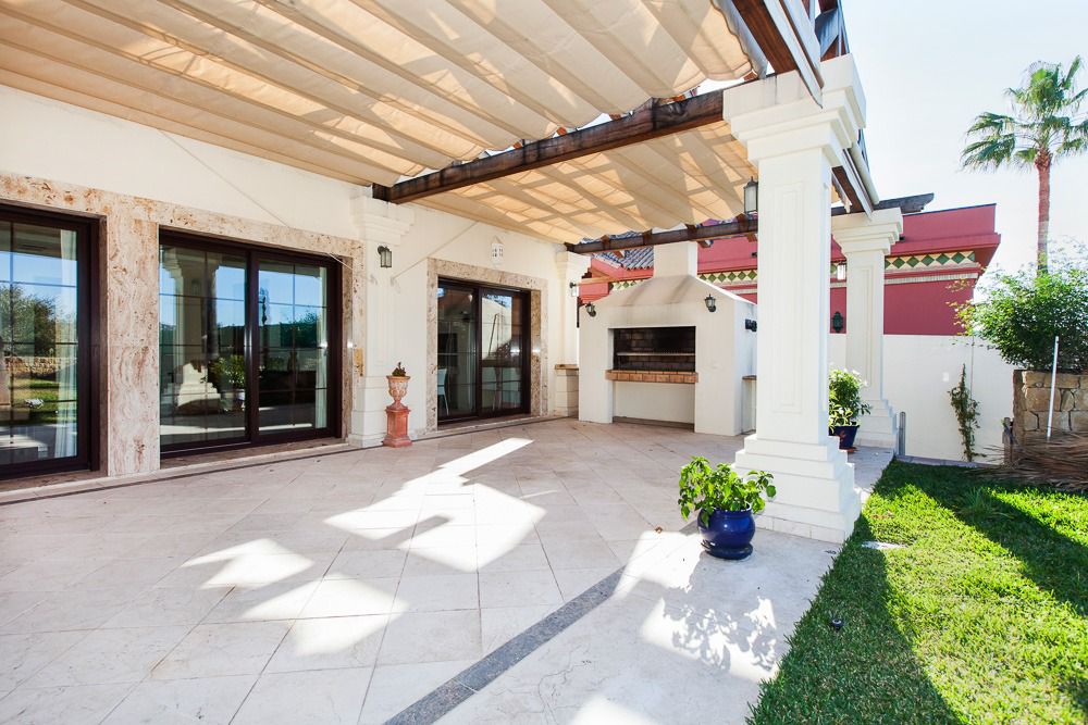 Skøn villa til salg i Mijas Golf