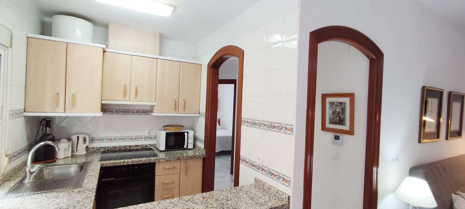 Mid-season . For rent 01/09/2024 - 31/05/2025 Nice apartment on the 2nd line of the beach in Fuengirola