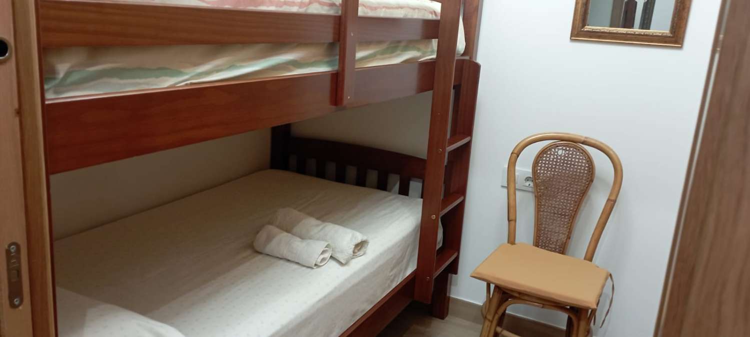 Media temporada . Se alquila  desde 1.11.24 - 30.6.25  bonito  apartamento en los Boliches (Fuengirola)