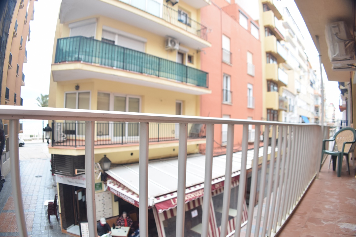 Se vende bonito apartamento  con vistas al mar en Fuengirola