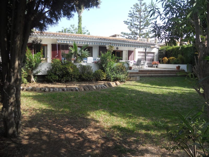 Villa myynnissä Solymar - Puerto Marina (Benalmádena)