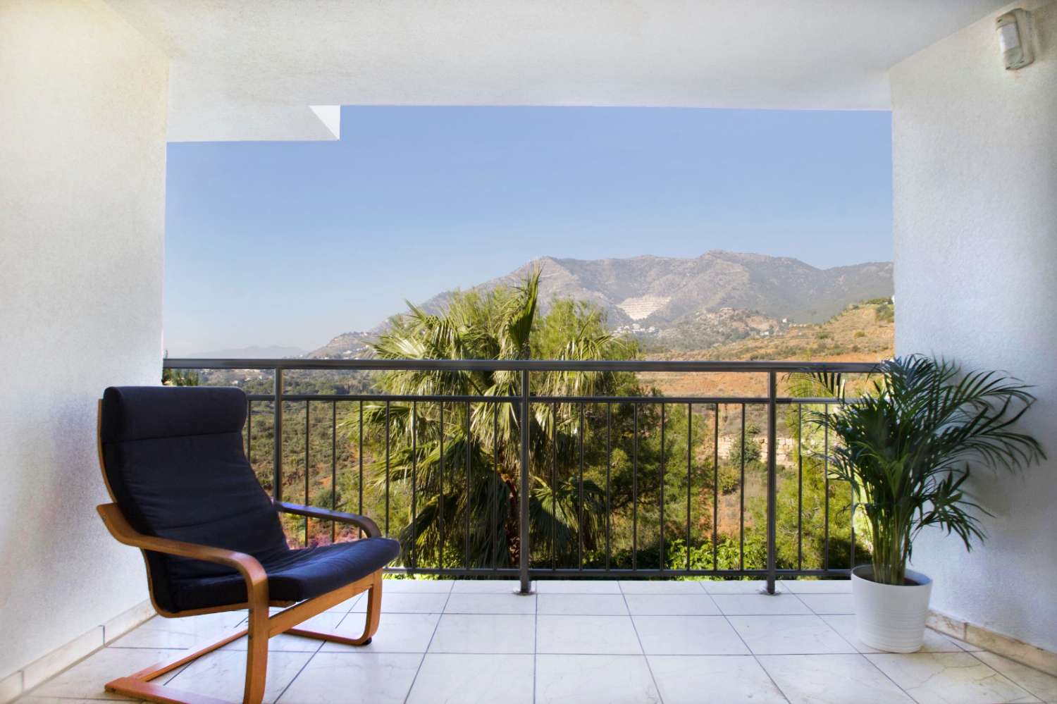 SPECTACULAIRE Villa te koop in urbanisatie van Mijas met panoramisch uitzicht