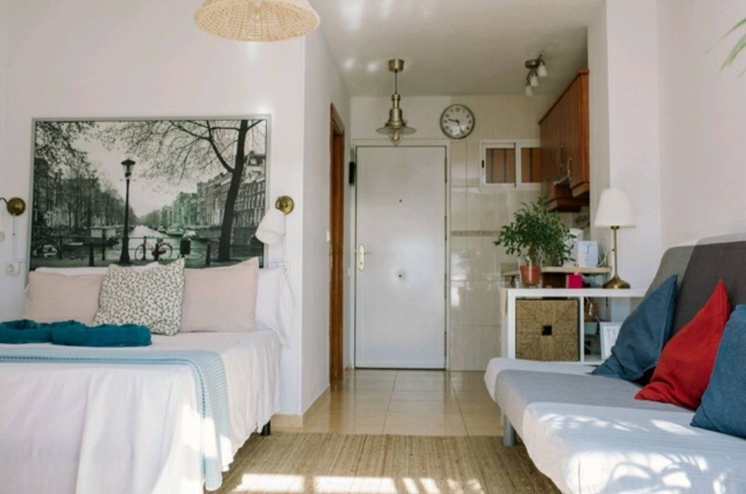 Mooi studio-appartement met zeezicht te huur van 01/09/2024 - 30/06/2025 in Arroyo de la Miel