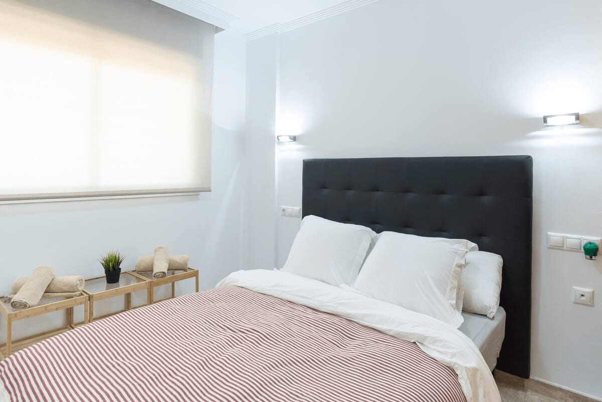 Lejes fra 01/09/2025 - 31/05/2026 Smuk duplex penthouse med havudsigt i Benalmadena.