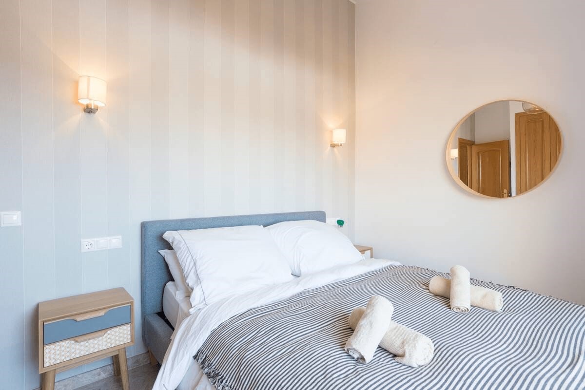 Lejes fra 01/09/2025 - 31/05/2026 Smuk duplex penthouse med havudsigt i Benalmadena.