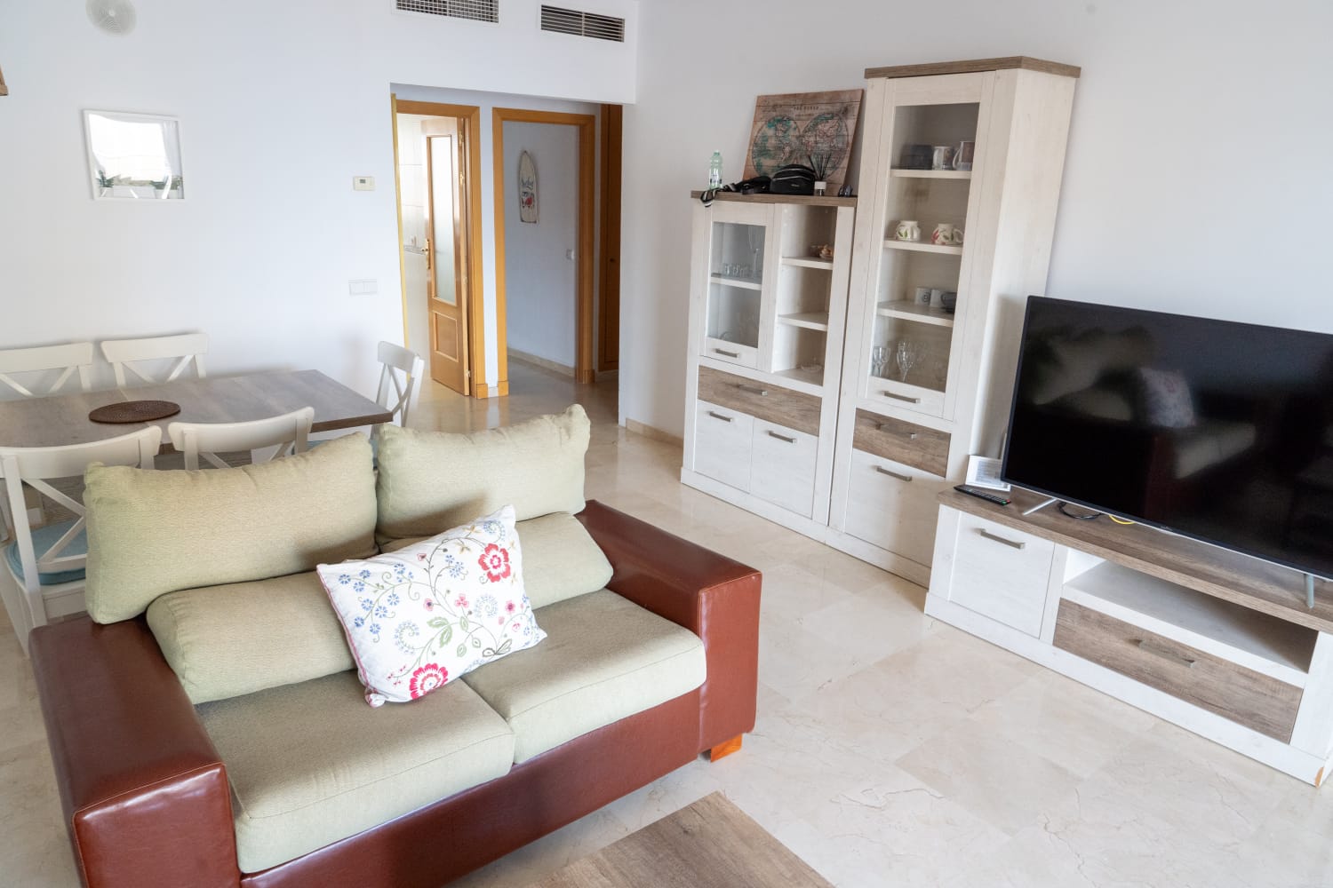 Beautiful apartment for rent from 01/10/2024 - 30/06/2025 with sea views in Fuengirola