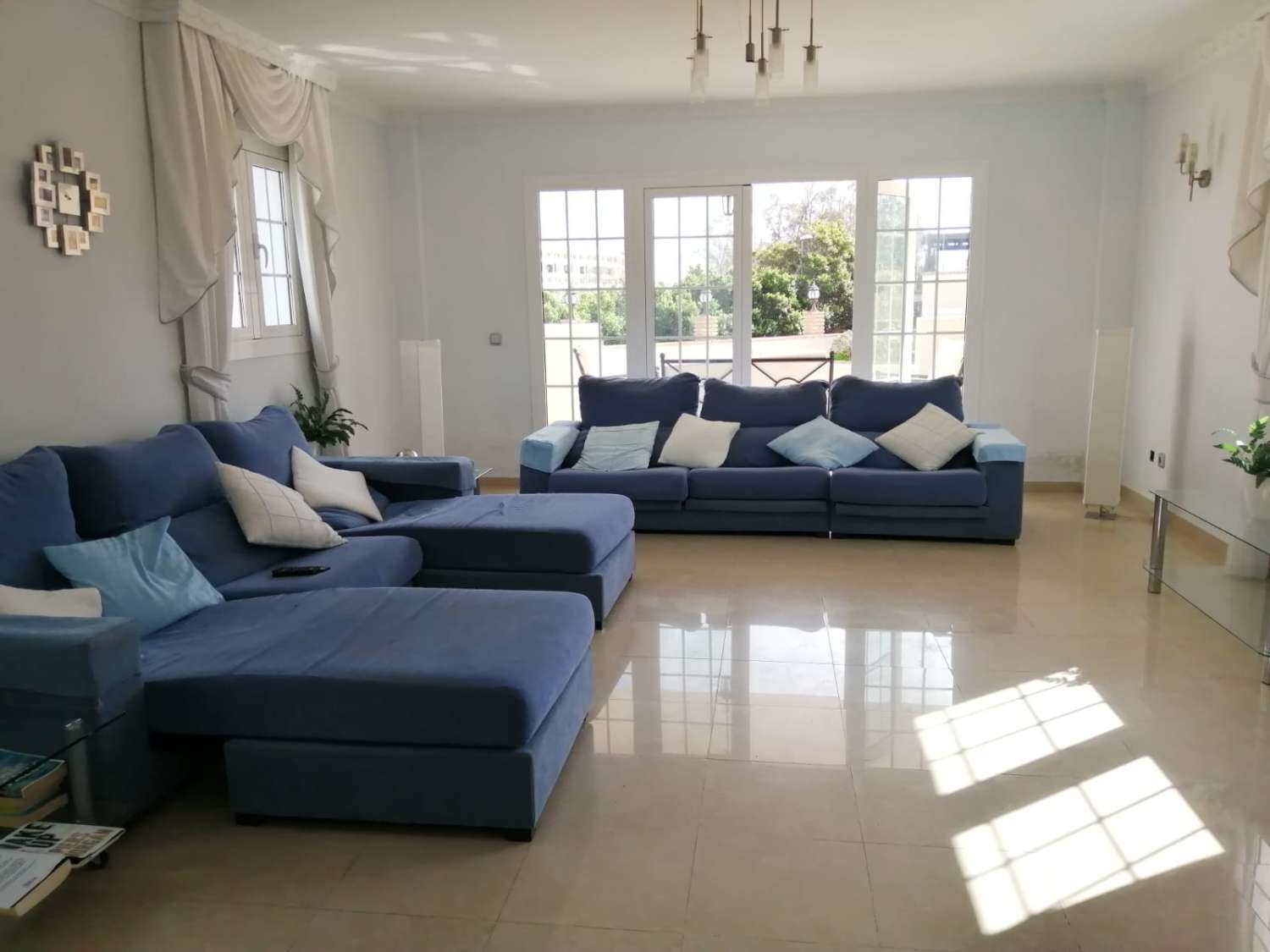 SE ALQUILA MEDIA TEMPORADA DESDE  01/09/2026- 30/06/2027   MAGNIFICA VILLA INDEPENDIENTE  EN BENALMÁDENA