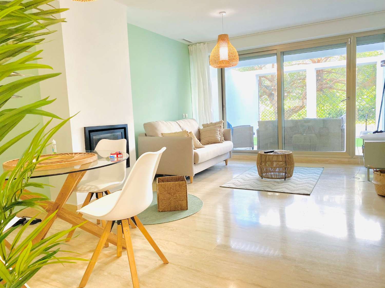 Se alquila  desde 02.01.26 -30.6.26 y de 1.9.26-30.6.27   precioso  apartamento en La Cala de Mijas (Mijas)