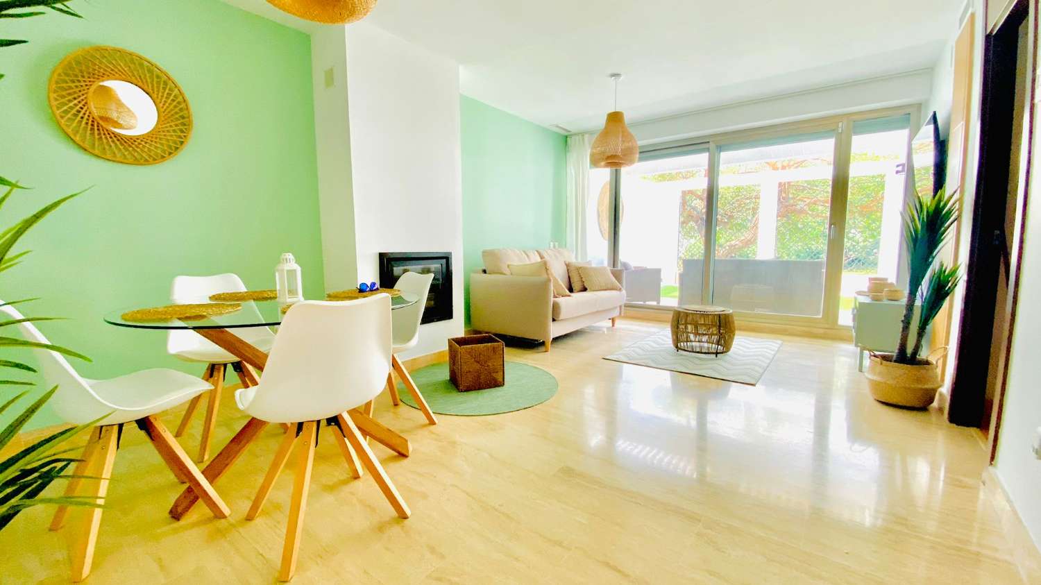 Se alquila  desde 02.01.26 -30.6.26 y de 1.9.26-30.6.27   precioso  apartamento en La Cala de Mijas (Mijas)