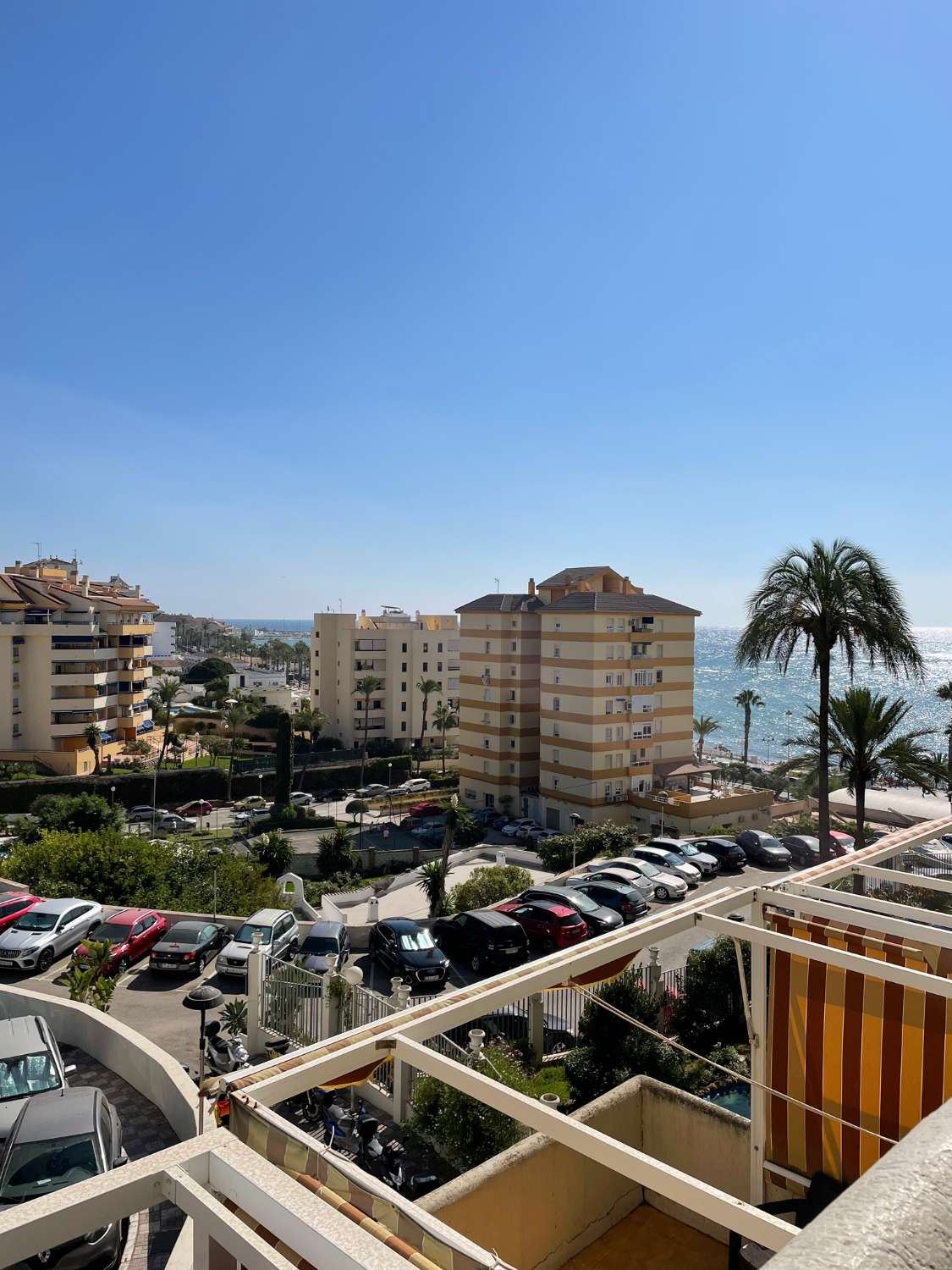 Uthyrd HALVSÄSONG från 1/3/25 - 31/5/25 Trevlig studio med havsutsikt i Benalmadena.