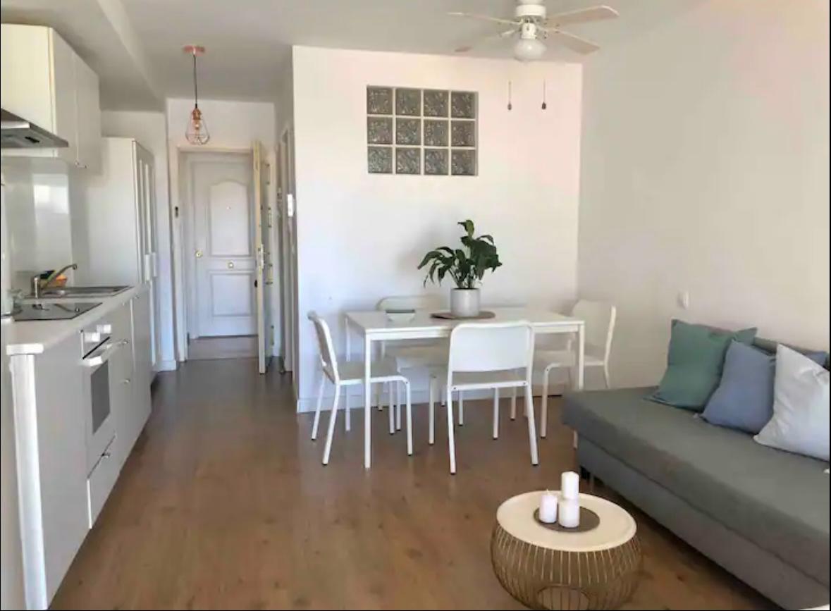 For rent from 01/09/25 - 30/06/26 Nice studio in Torrequebrada near the beach (Benalmadena)