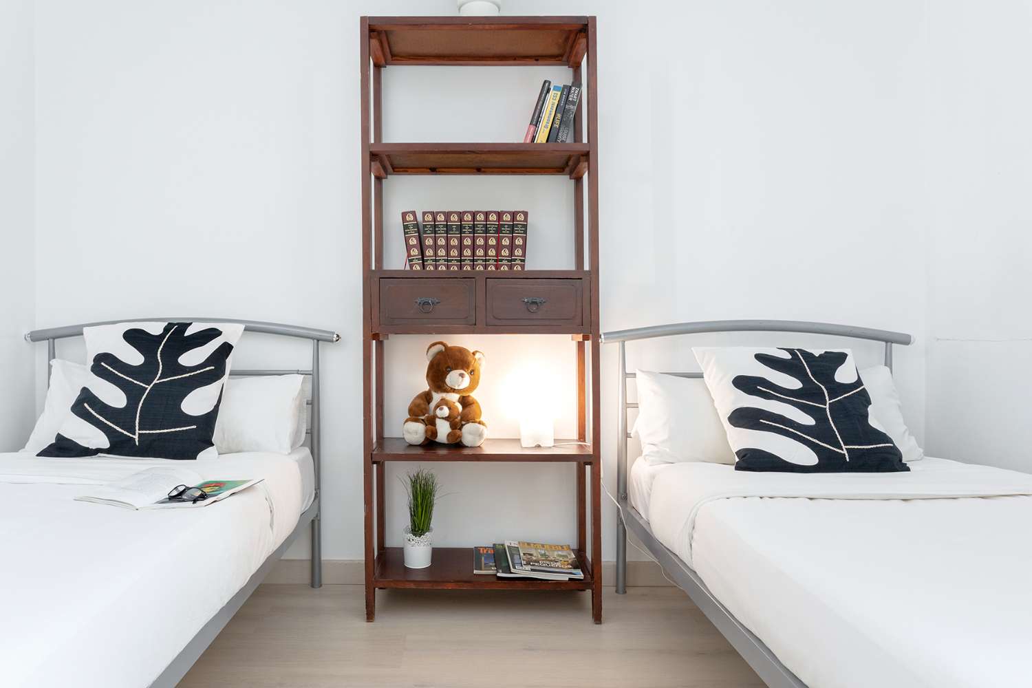 SE ALQUILA MEDIA TEMPORADA desde 01/01/2026 hasta 01/03/2026 Y desde 01/09/2025 - 31/05/2026 MAGNIFICO APARTAMENTO CON VISTA AL MAR EN PLAYAMAR