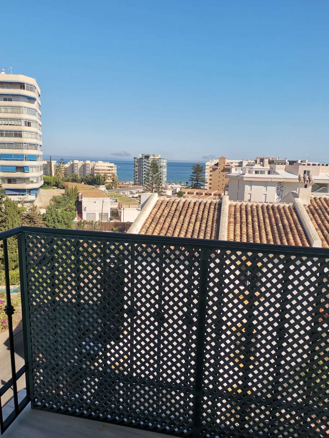 FOR RENT HALF A SEASON FROM 01/09/2025 - 30/06/2026 BEAUTIFUL APARTMENT WITH SEA VIEWS IN TORREBLANCA DEL SOL, FUENGIROLA.