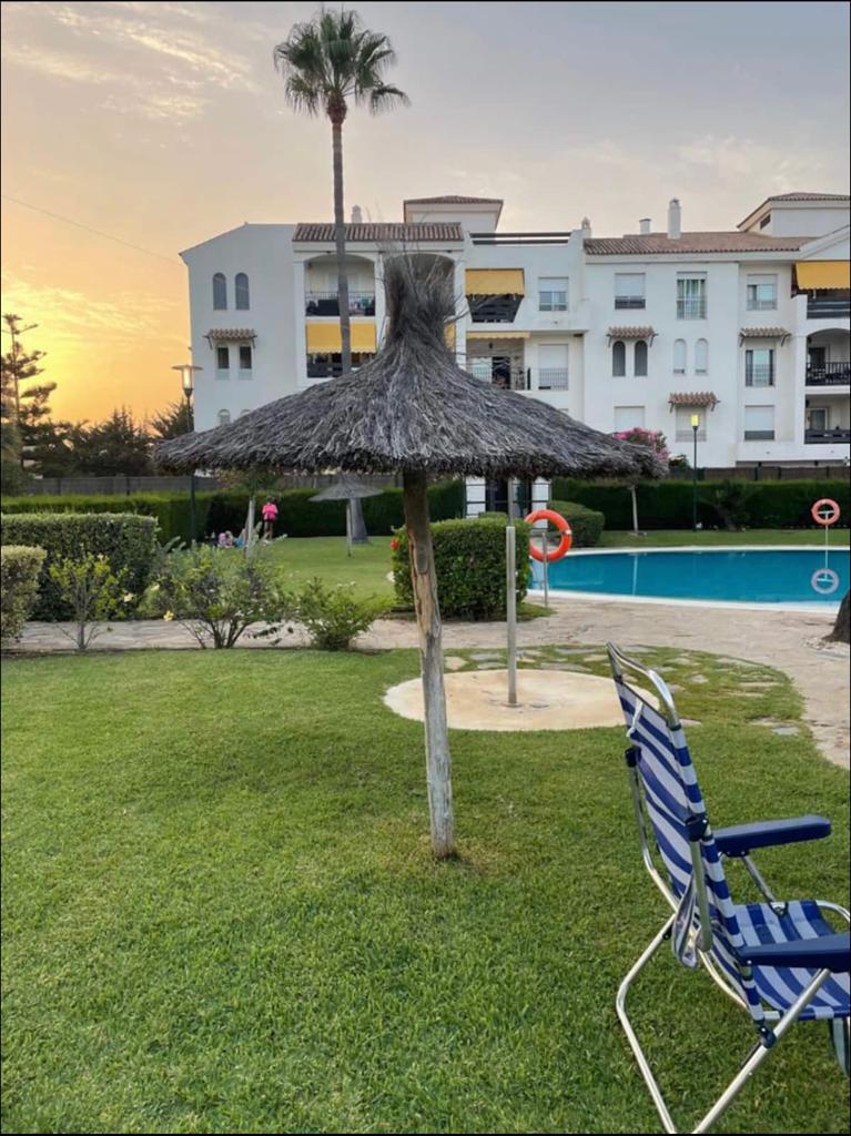 For rent HALF SEASON from now-30/06/2025, beautiful apartment in the area of San Pedro de Alcántara, Marbella.