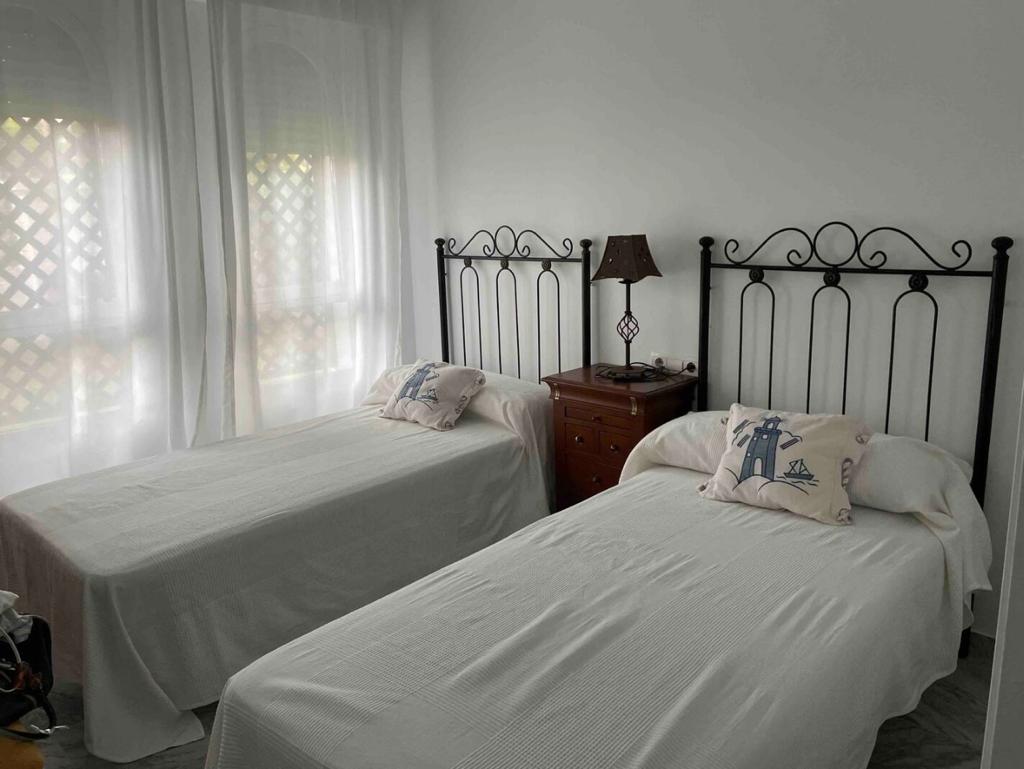 For rent HALF SEASON from now-30/06/2025, beautiful apartment in the area of San Pedro de Alcántara, Marbella.