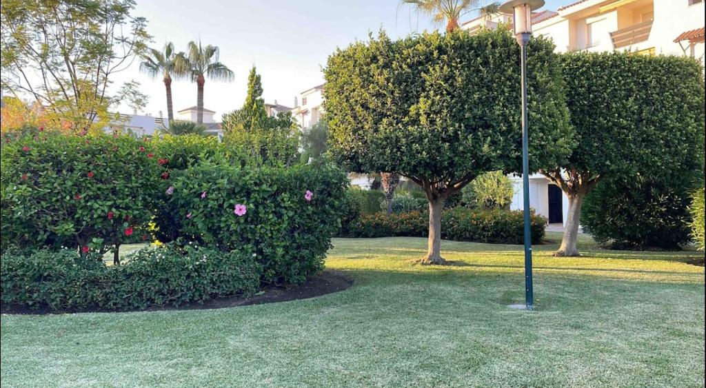 For rent HALF SEASON from now-30/06/2025, beautiful apartment in the area of San Pedro de Alcántara, Marbella.