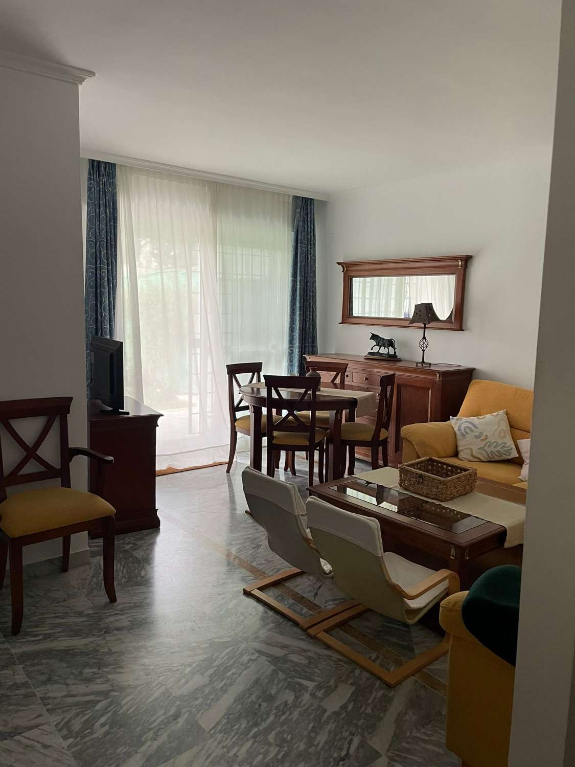 For rent HALF SEASON from now-30/06/2025, beautiful apartment in the area of San Pedro de Alcántara, Marbella.