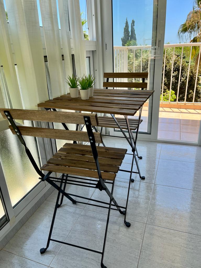 Te huur van 09-09-2026 tot 30-6-2027 appartement met zeezicht in Arroyo de la Miel