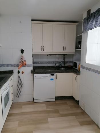 For rent HALF SEASON from 09/09/25 - 20/12/25 and from 8/1/26-30/6/26 beautiful apartment on the 1st line of the beach in Los Boliches (Fuengirola)