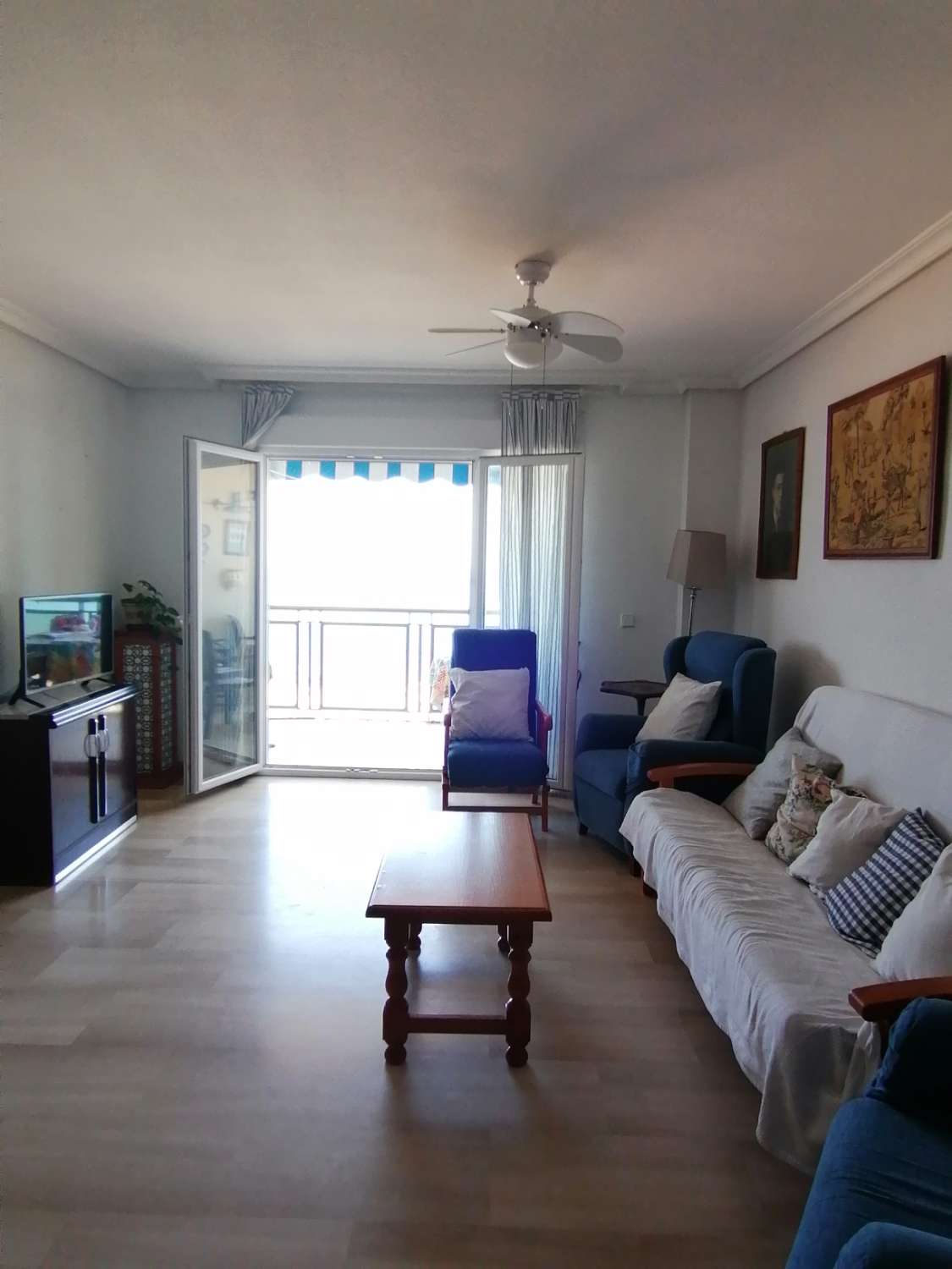 For rent HALF SEASON from 09/09/25 - 20/12/25 and from 8/1/26-30/6/26 beautiful apartment on the 1st line of the beach in Los Boliches (Fuengirola)