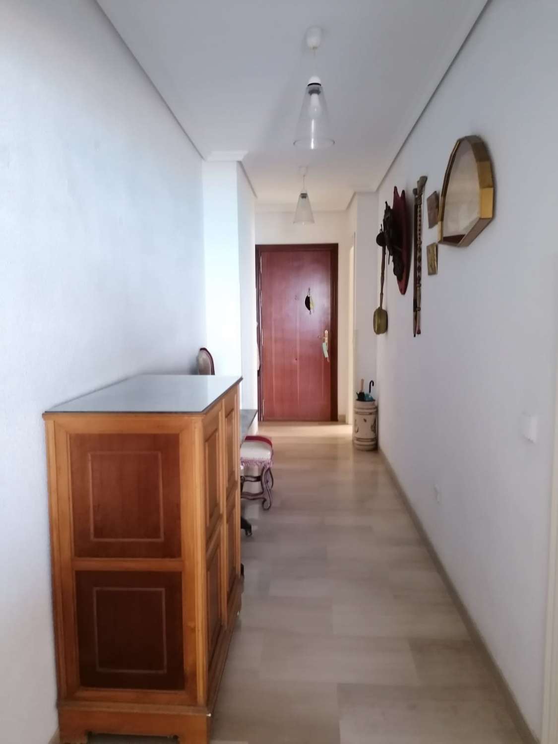 For rent HALF SEASON from 09/09/25 - 20/12/25 and from 8/1/26-30/6/26 beautiful apartment on the 1st line of the beach in Los Boliches (Fuengirola)