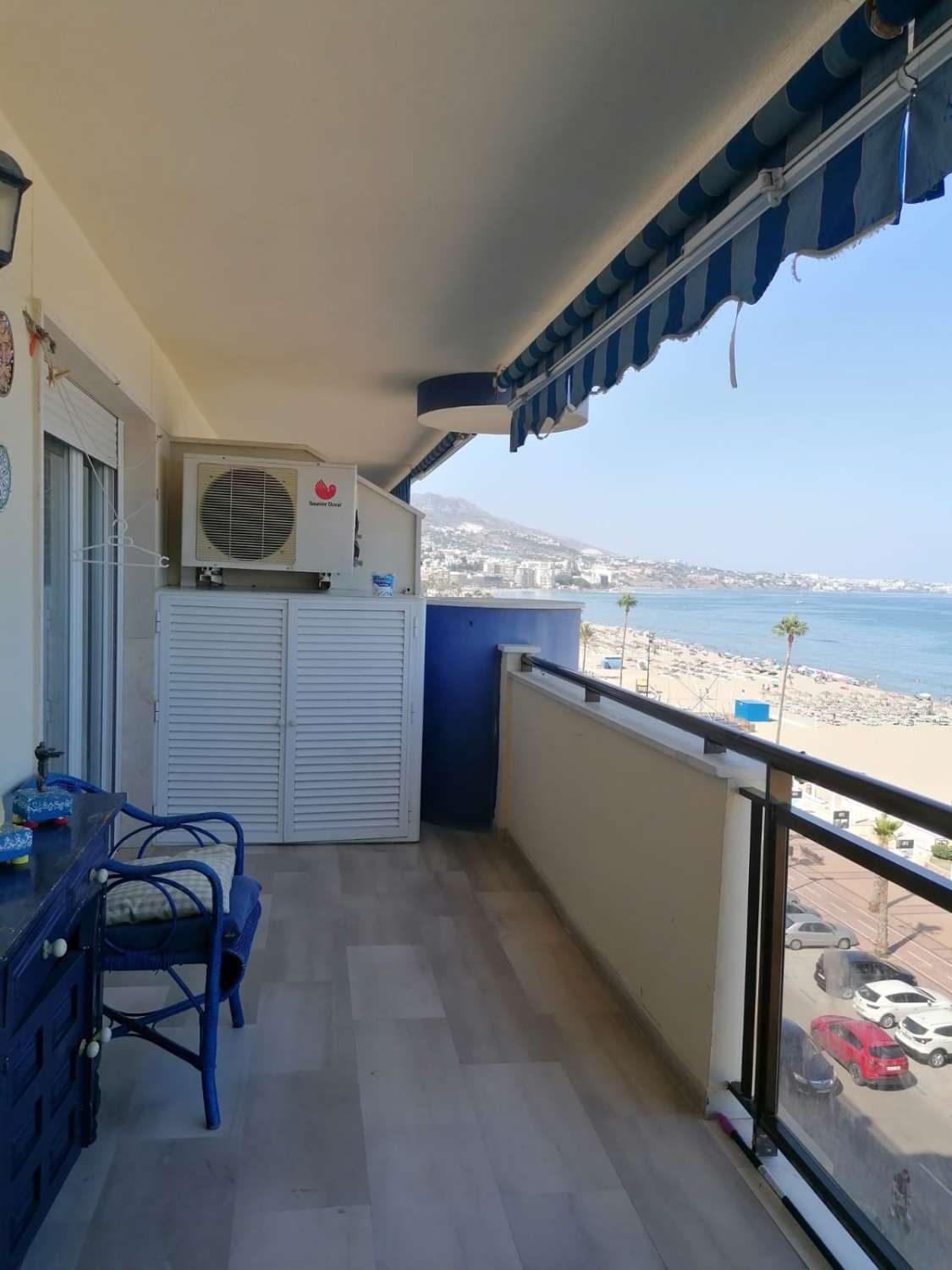 For rent HALF SEASON from 09/09/25 - 20/12/25 and from 8/1/26-30/6/26 beautiful apartment on the 1st line of the beach in Los Boliches (Fuengirola)