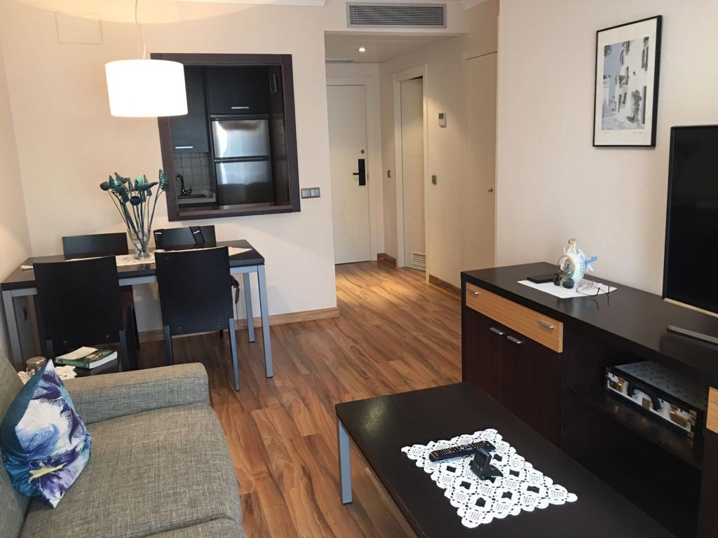 For rent HALF SEASON from 1..9.25-30.6.26 nice apartment in Benalmadena Costa