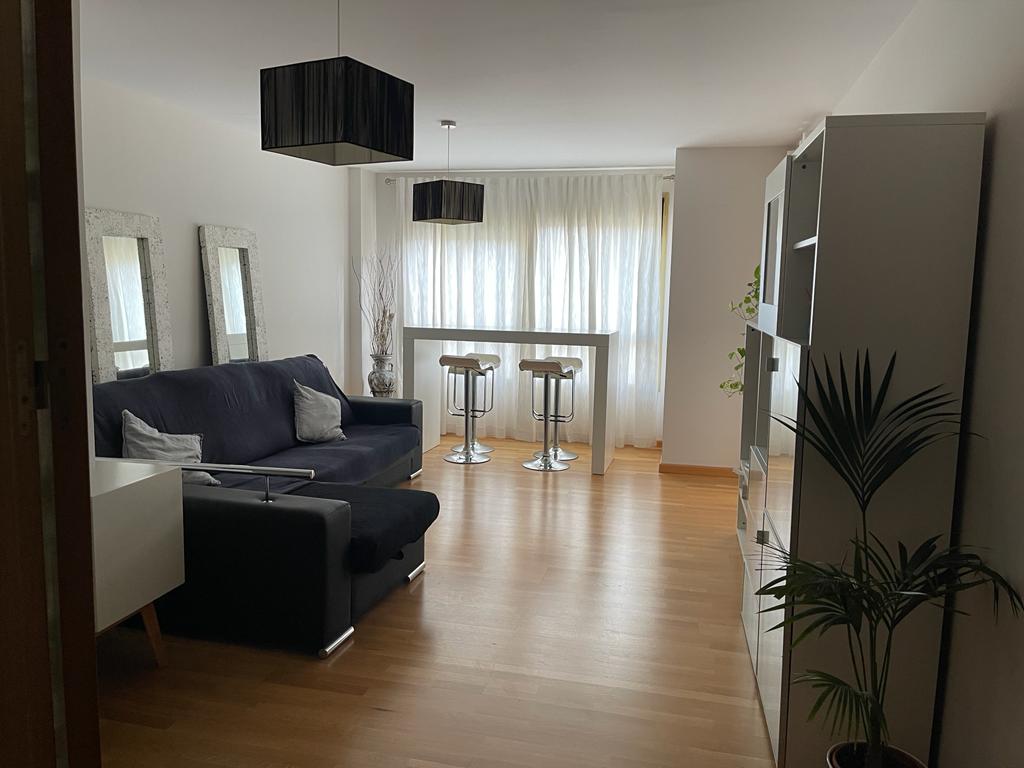 For rent HALF SEASON from 01/09/25 - 31/05/26 Nice apartment in the area of Teatinos (Málaga)