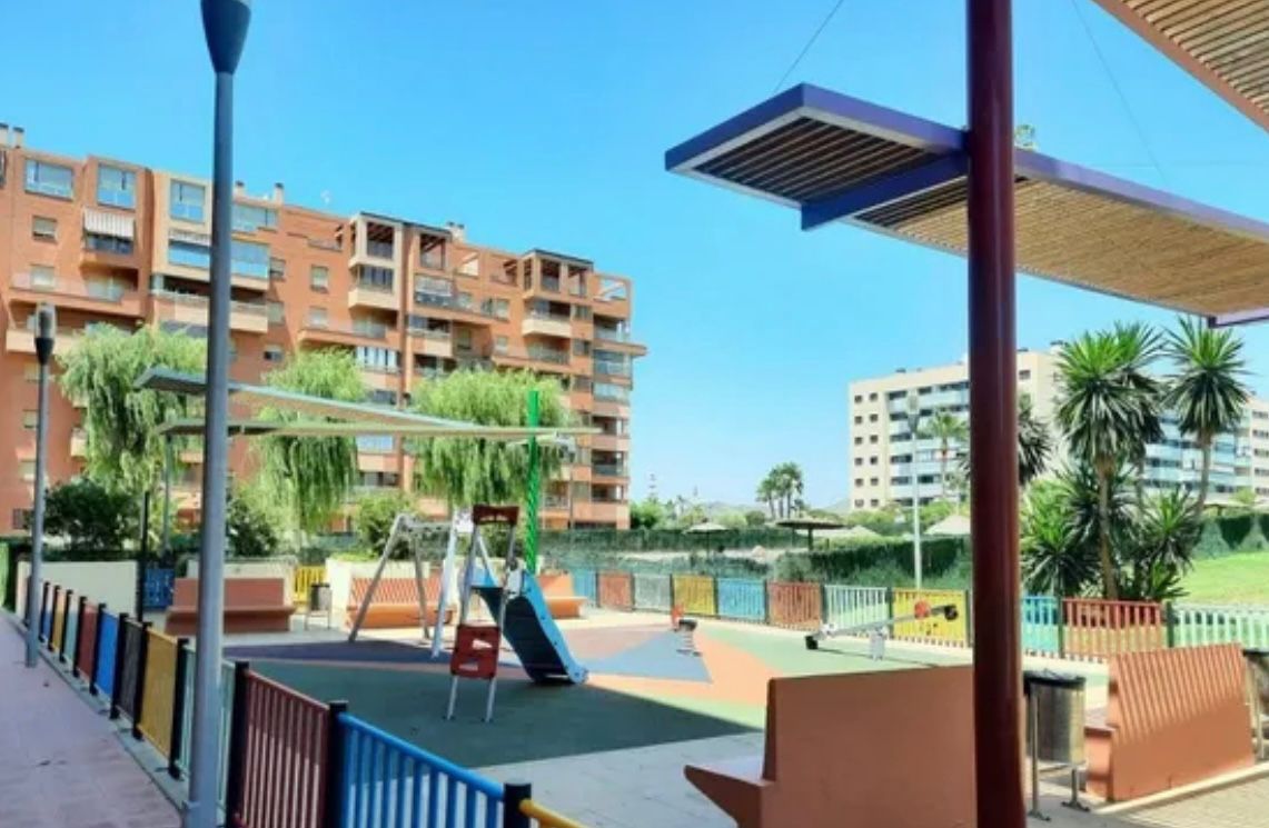 For rent HALF SEASON from 01/09/25 - 31/05/26 Nice apartment in the area of Teatinos (Málaga)