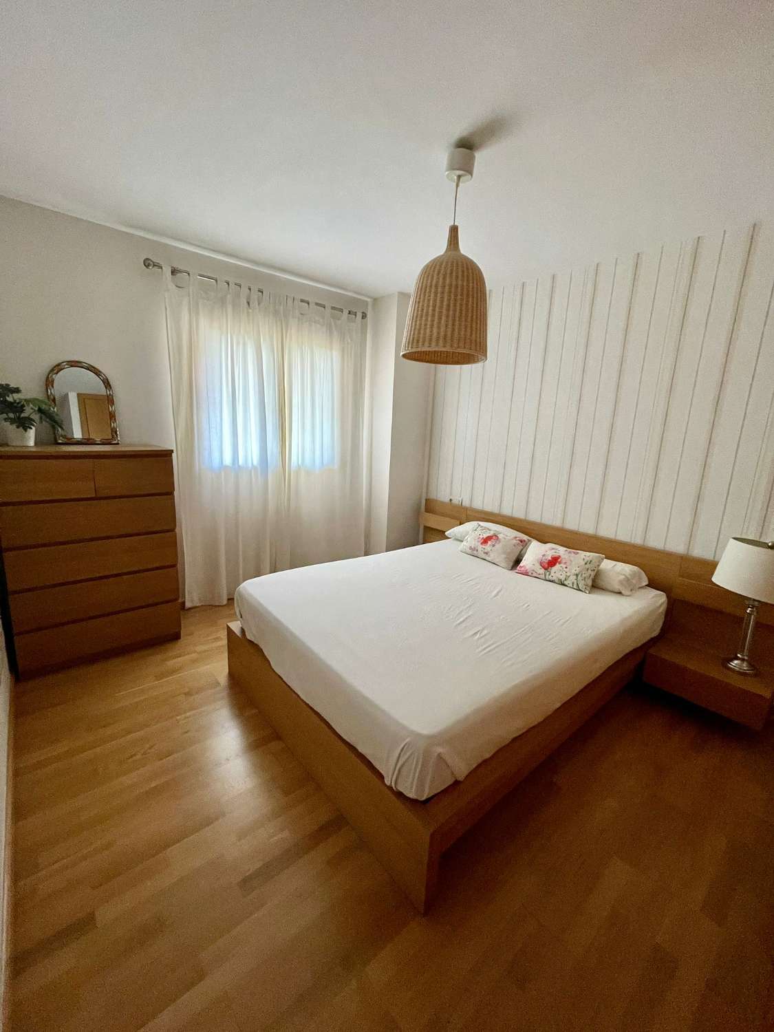 For rent HALF SEASON from 01/09/25 - 31/05/26 Nice apartment in the area of Teatinos (Málaga)