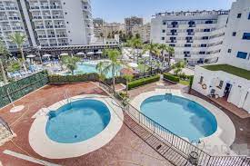 HALF TERM FOR RENT 01/09/2025 - 31/05/2026 NICE APARTMENT 200 METERS FROM THE BEACH IN BENALMÁDENA