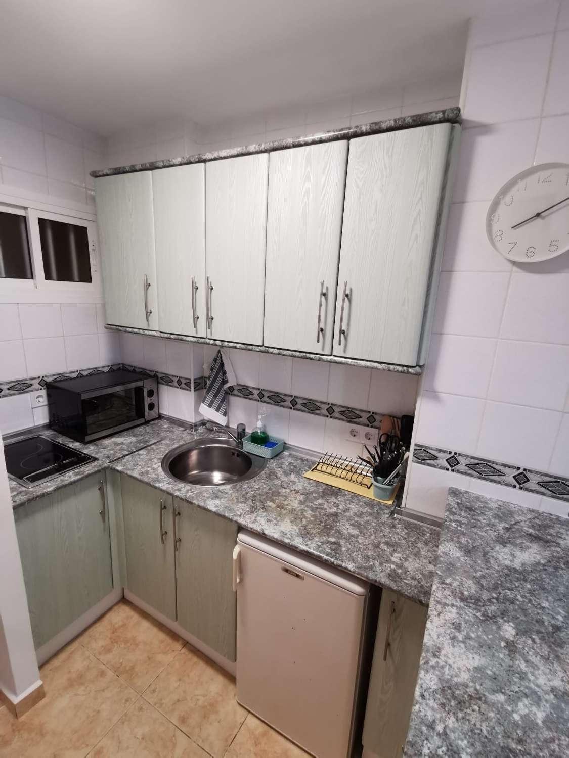 SE ALQUILA MEDIA TEMPORADA DEL AHORA HASTA 30/06/2026 COQUETO ESTUDIO EN BENALMÁDENA