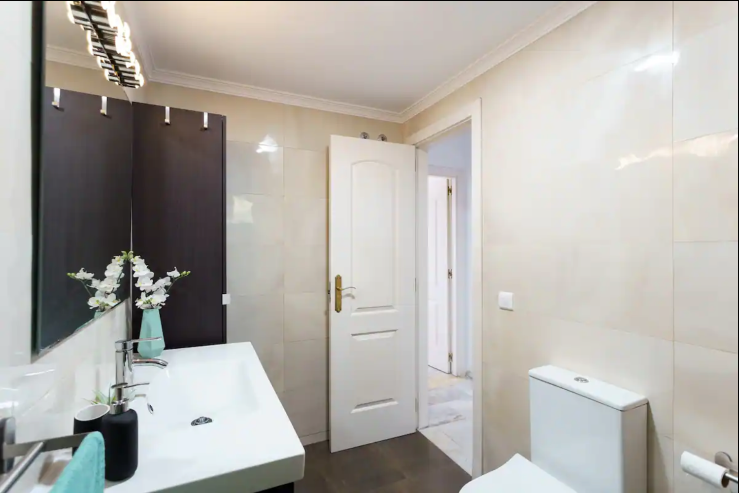 Beautiful apartment for rent in Torrequebrada from 01/09/2025 - 30/06/2026 in Benalmádena Costa