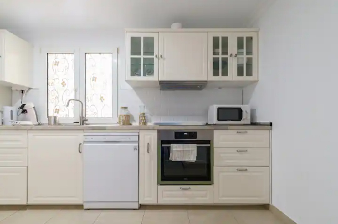 Beautiful apartment for rent in Torrequebrada from 01/09/2025 - 30/06/2026 in Benalmádena Costa