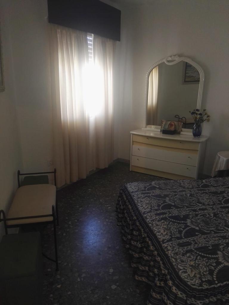 CE N’EST PAS UNE LONGUE SAISON du 01/9/2025-30/6/2026 Bel appartement avec vue sur la mer à La Carihuela (Torremolinos)
