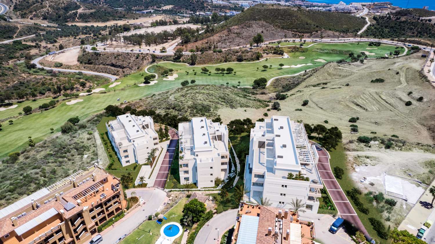 SCHÖNE WOHNUNG, ZU VERKAUFEN, NEUBAU IN LA CALA DE MIJAS (MIJAS COSTA)