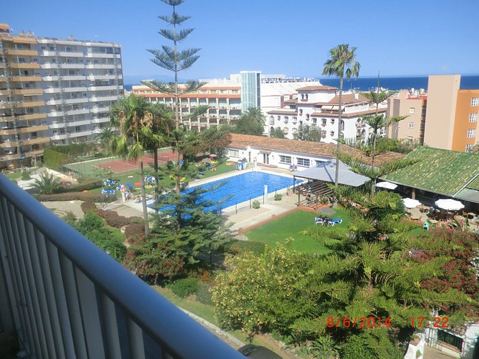 A louer DEMI-SAISON du 10-1-25-10.4.25 et du 1.10.25-30.6.26 Bel appartement avec vue sur la mer à La Carihuela (Torremolinos)
