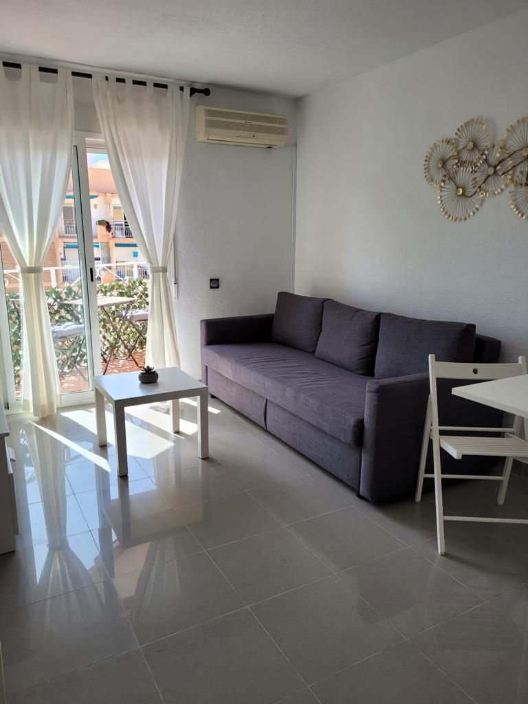 For rent from 1.10.25.30.6.26 Nice apartment with sea views in Benalmadena