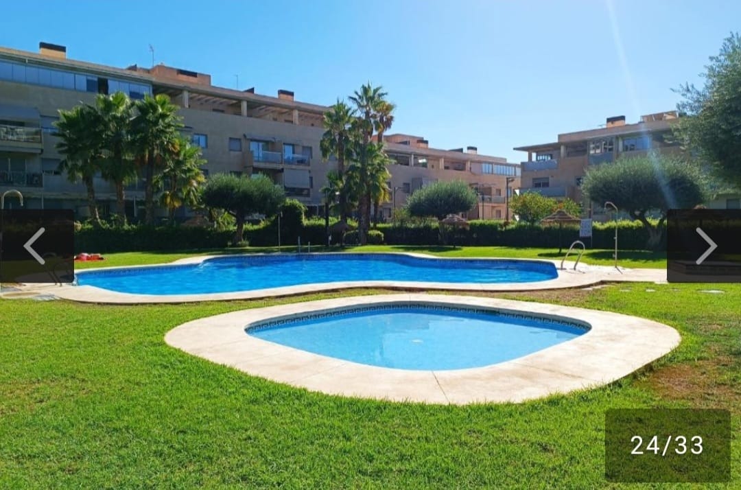 APPARTEMENT SPECTACULAIRE À LOUER du 01/09/25- 31/05/26 À EL PINILLO TORREMOLINOS