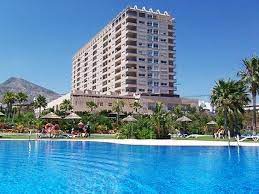 DEMI-SAISON.  A LOUER du 01.09.25-30.6.26 Bel appartement avec vue sur la mer SUR LA PLAGE DE LA 1ÈRE LIGNE À BENALMADENA