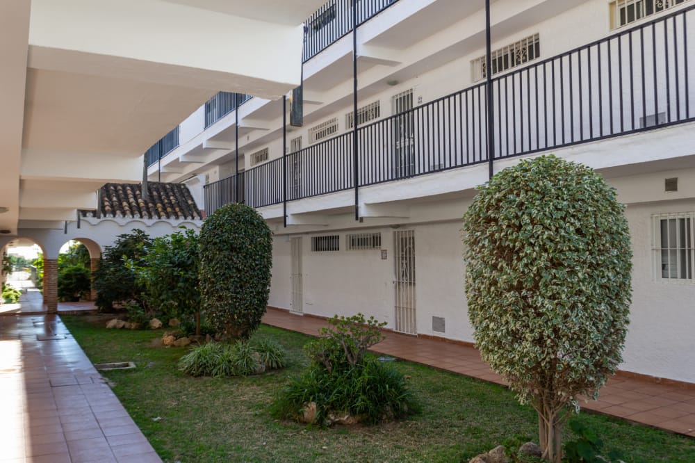 MID-TERM RENTAL.  FROM NOW UNTIL -30.6.25 and from 1.9.25-30.6.26 NICE APARTMENT NEAR PLAZA SOLYMAR ( BENALMADENA)