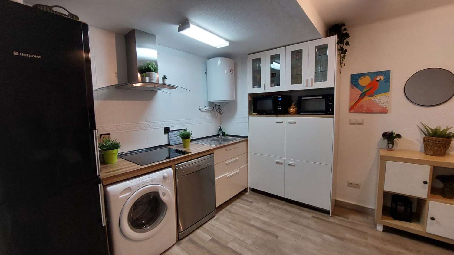 IT IS NOT LONG-TERM. FOR RENT FROM 1.9.25 -30/06/2026 NICE RENOVATED APARTMENT NEAR PLAZA SOLYMAR