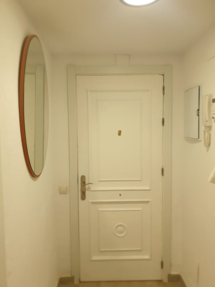 IT IS NOT LONG-TERM. FOR RENT FROM 1.9.25 -30/06/2026 NICE RENOVATED APARTMENT NEAR PLAZA SOLYMAR