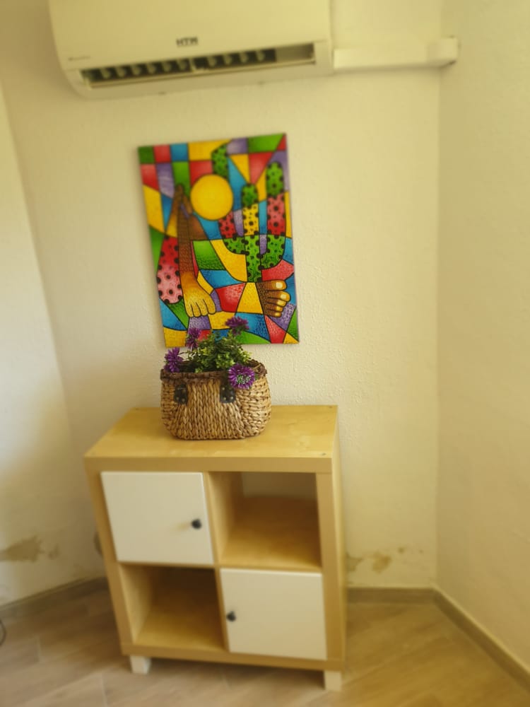 IT IS NOT LONG-TERM. FOR RENT FROM 1.9.25 -30/06/2026 NICE RENOVATED APARTMENT NEAR PLAZA SOLYMAR